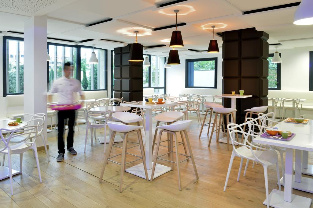 Hotel Ibis Styles Montelimar Centre Exterior foto
